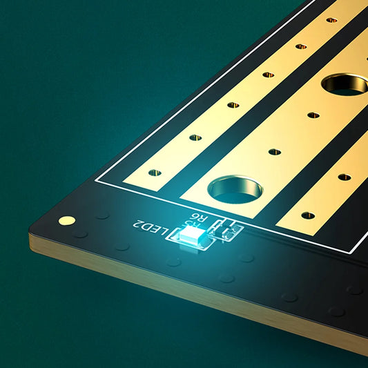 Adaptador de Interface SSD UGREEN CM302 (70504), NVMe M.2 / SATA - PCIe 3.0 X4