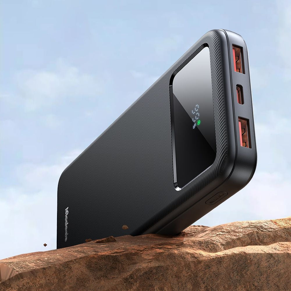 Bateria Externa McDodo MC-4220, 10000mAh, 22.5W, QC + PD, 2 x USB-A - 1 x USB-C, Preta
