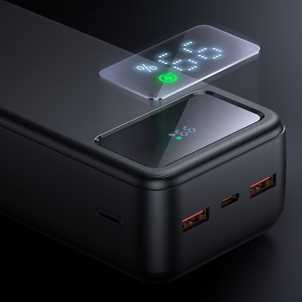 Bateria Externa McDodo MC-4240, 30000mAh, 22.5W, QC + PD, 2 x USB-A - 1 x USB-C, Preta
