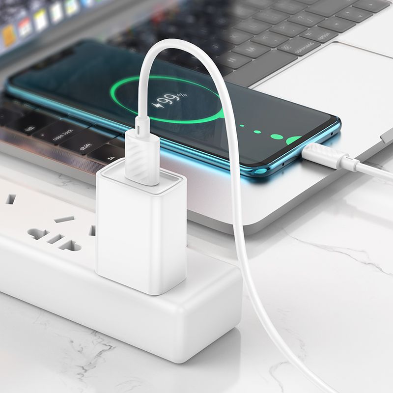 Cabo de carregamento e dados USB-A - USB-C HOCO X88, 18W, 1m, branco