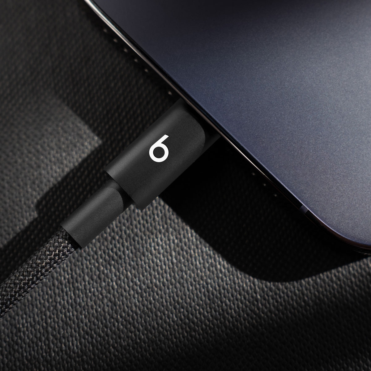 Cabo de Dados e Carregamento USB-C - Lightning Beats, 1.5m, Preto MDGK4ZM/A