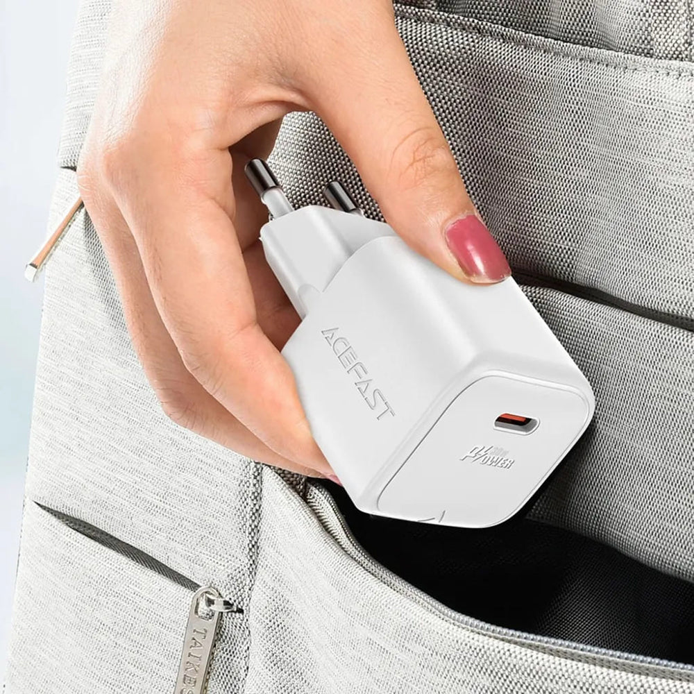 Carregador de Rede com Cabo USB-C Acefast A77, 30W, 3A, 1 x USB-C, Branco
