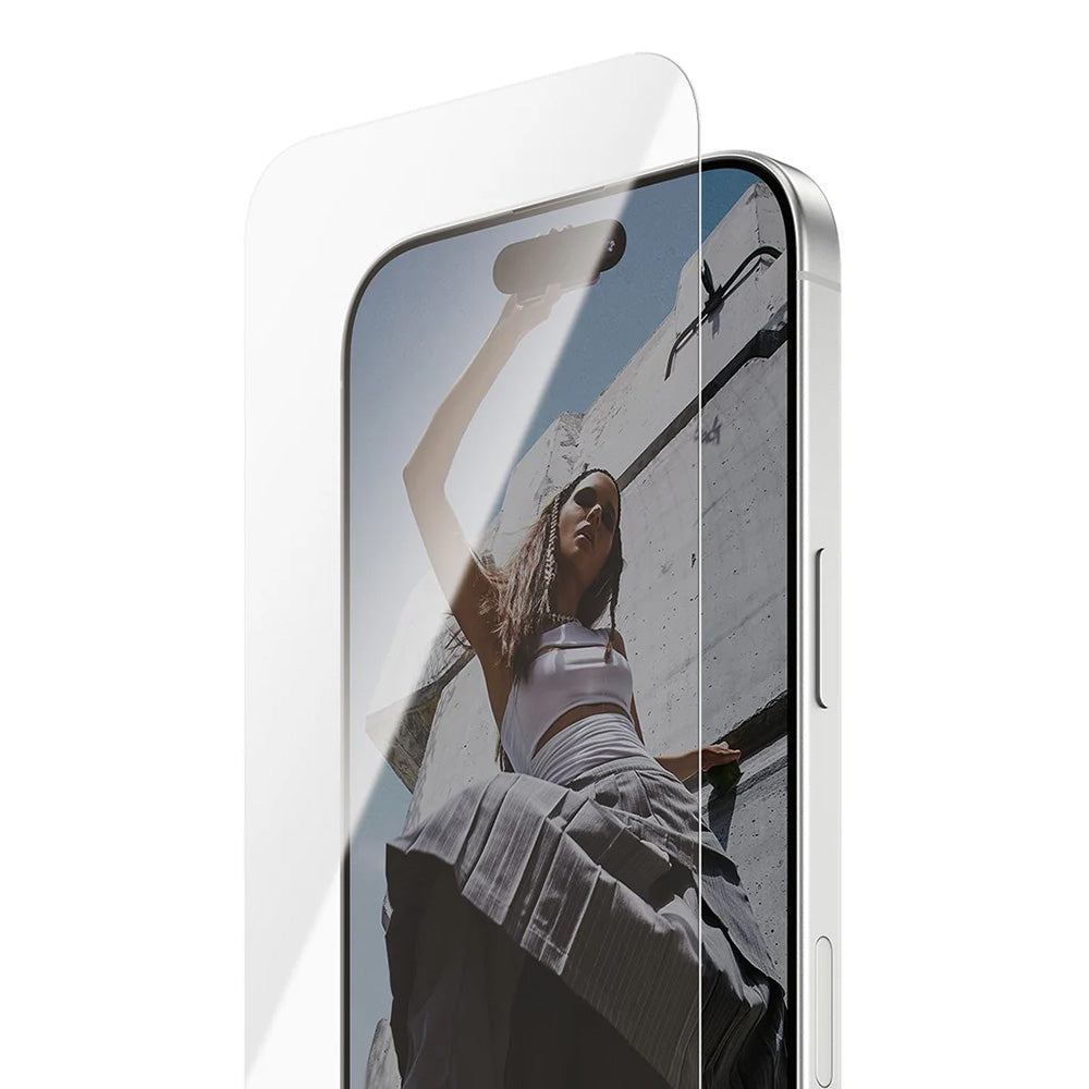 Película Protetora de Ecrã PanzerGlass Safe. Ultra-Wide Fit EasyAligner para Apple iPhone 17 / 16 Pro, Vidro Temperado, Full Glue.