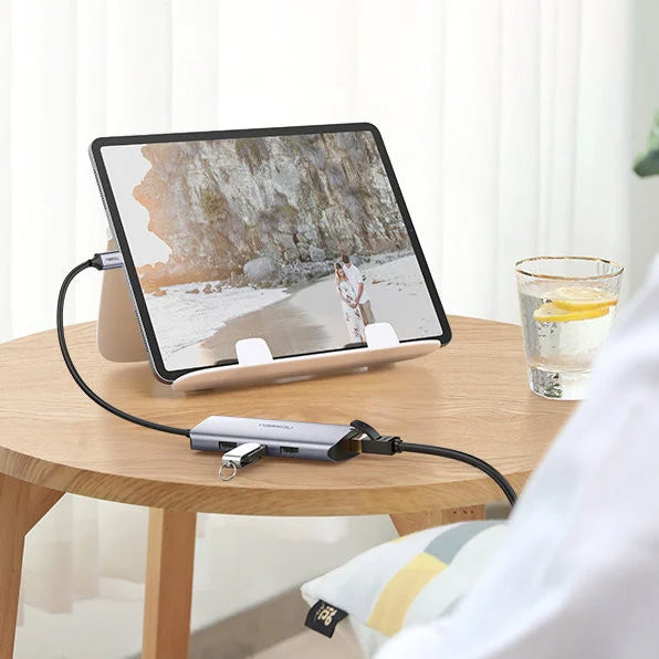 UGREEN CM252 USB-C Hub, 3 x USB-A 3.0 - 1 x USB-C - RJ45, Grey