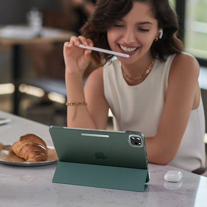 Capa para Apple iPad Pro 13 (2024), ESR, Ascend Trifold, Verde Acetinado