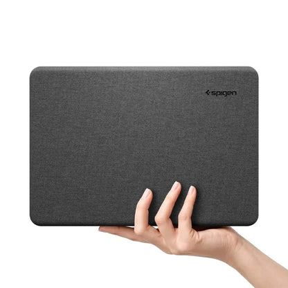 Capa Spigen Urban Fit para Apple MacBook Neo 13 polegadas, Preta ACS11541