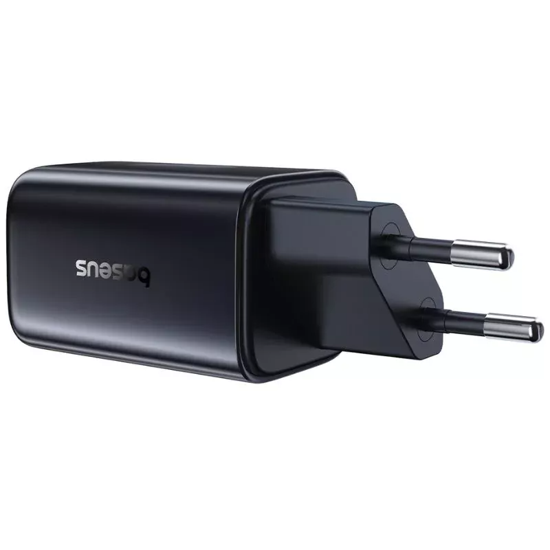 Carregador de Rede Baseus PicoGo AE11, 67W, 1 x USB-A - 2 x USB-C, Preto E0121200