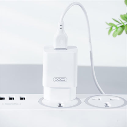Carregador de Rede com Cabo USB-C XO Design L99, 12W, 2.4A, 1 x USB-A, Branco