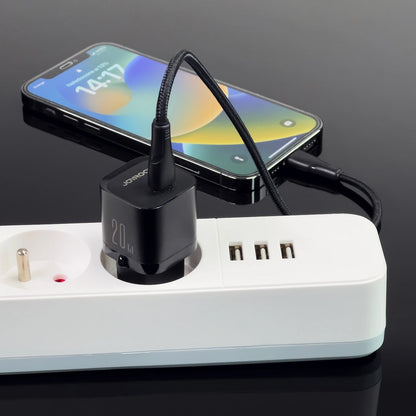Carregador de Rede Joyroom JR-TCF02, 20W, 3A, 1 x USB-C, Preto