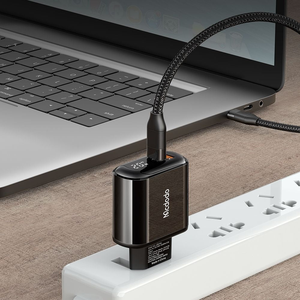 Carregador de Rede McDodo CH-7170 Chocolate Display, 20W, 3A, 1 x USB-A - 1 x USB-C, Preto