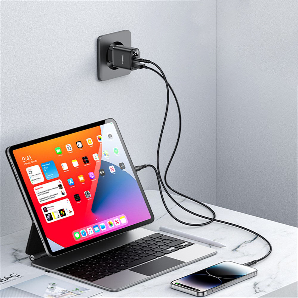 Carregador de Rede Yesido YC68, Display 20W, 3A, 1 x USB-A - 1 x USB-C, Preto